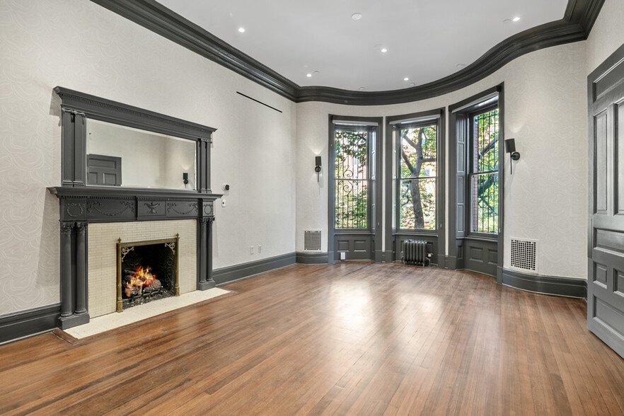 More Photos Of 1718-1720 N St NW, Washington Office For Sale