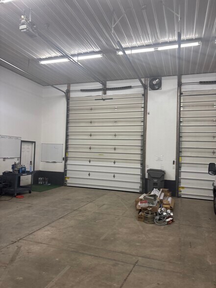 More Photos Of 866-870 W Hayden Ave, Hayden Office For Lease