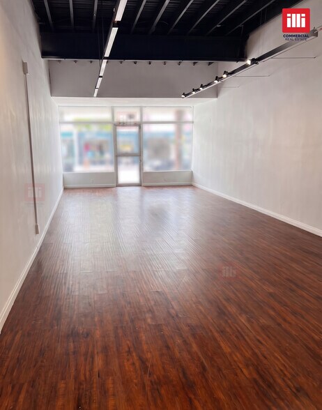 More Photos Of 321-325 S C St, Oxnard Storefront For Lease