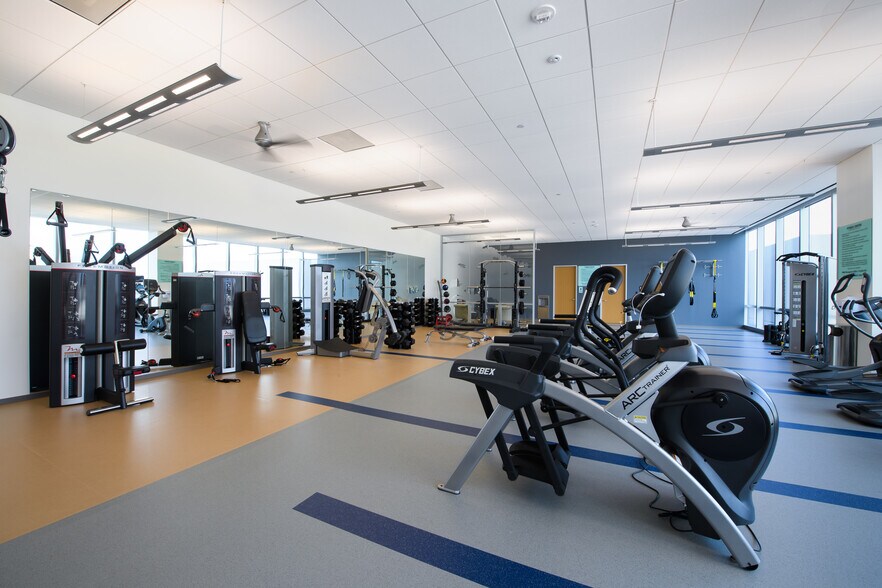 More Photos Of 3737 Buffalo Speedway Ave, Houston Office For Sale