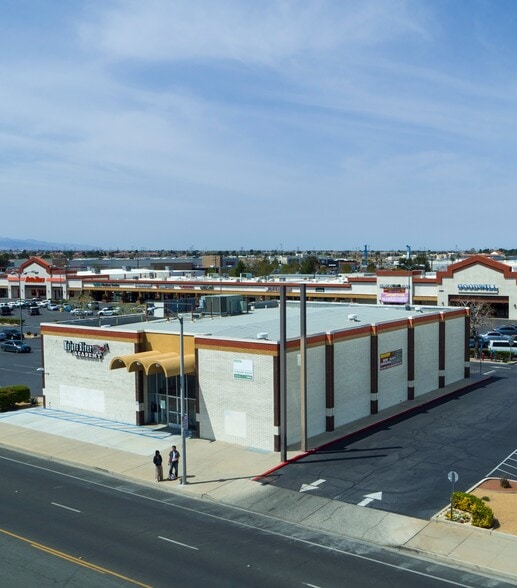 More Photos Of 14554 7th St, Victorville General Retail For Sale