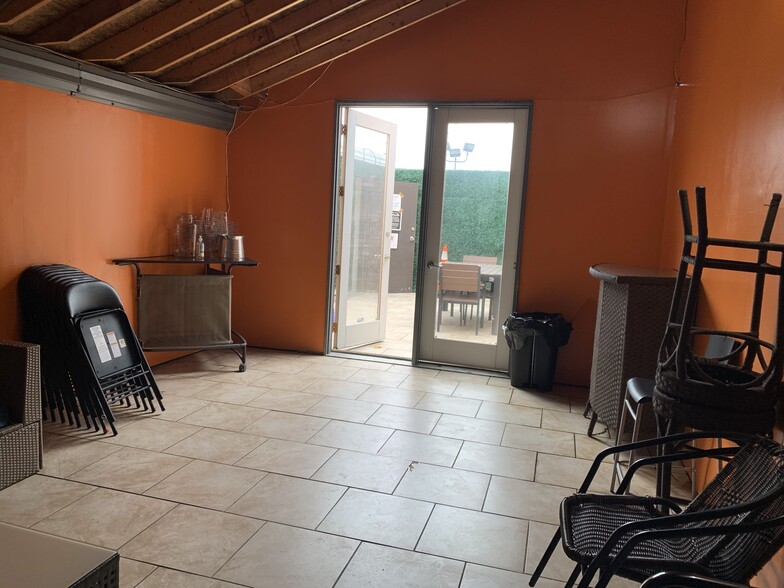 More Photos Of 4719-4731 Stamp Rd, Temple Hills Service For Sale