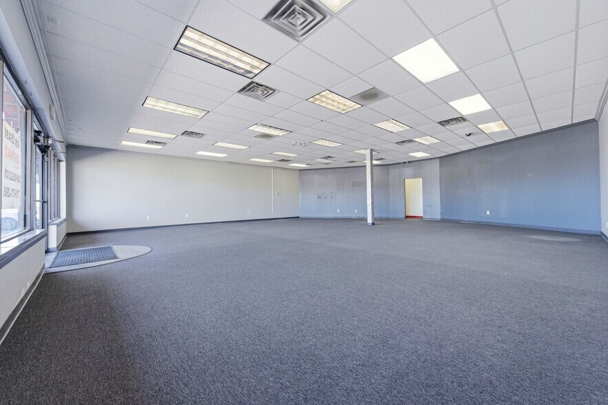 More Photos Of 1716 W US Highway 50, Pueblo General Retail For Lease