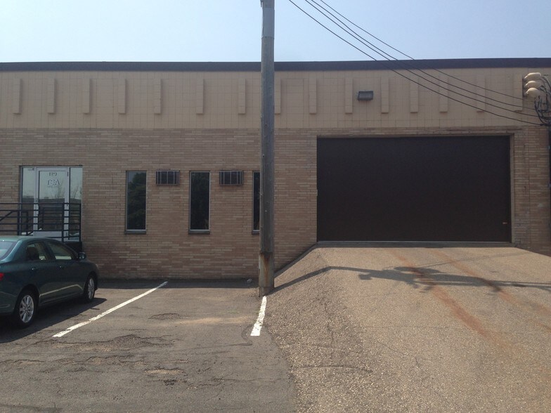 More Photos Of 240 Fillmore Ave E, Saint Paul Light Manufacturing For Lease