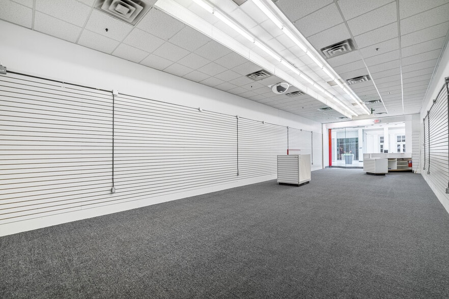 More Photos Of 2209 Richland Mall, Mansfield Unknown For Sale