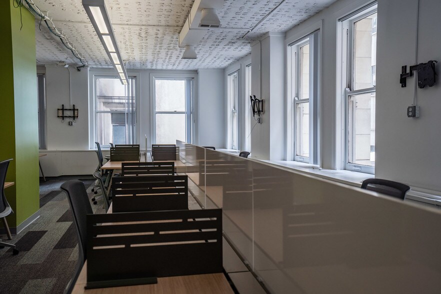 More Photos Of 615 Griswold St, Detroit Office For Lease