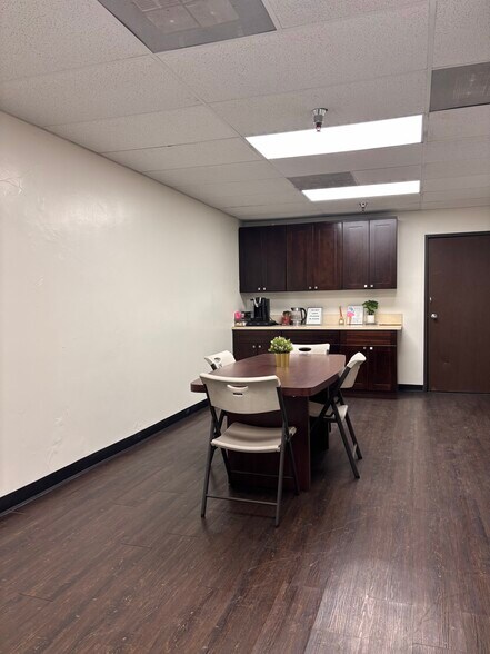 More Photos Of 4411 Rowland Ave, El Monte Distribution For Lease