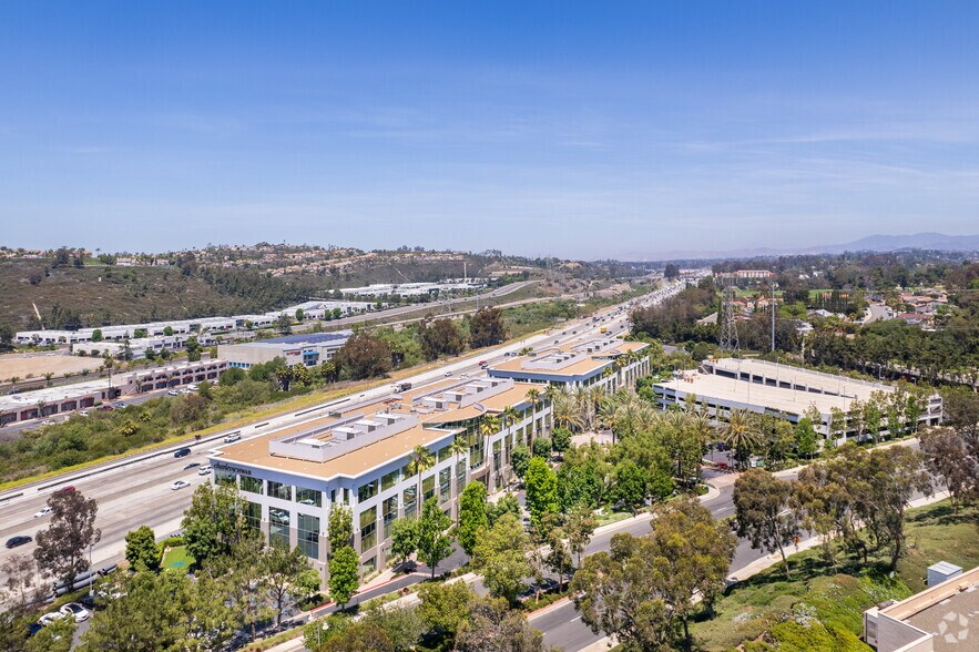 More Photos Of 27201 Puerta Real, Mission Viejo Office For Lease