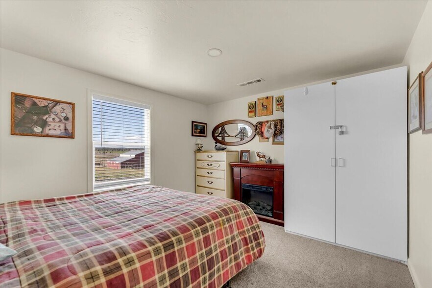 More Photos Of 2505 West 4th Street, Alturas Land For Sale