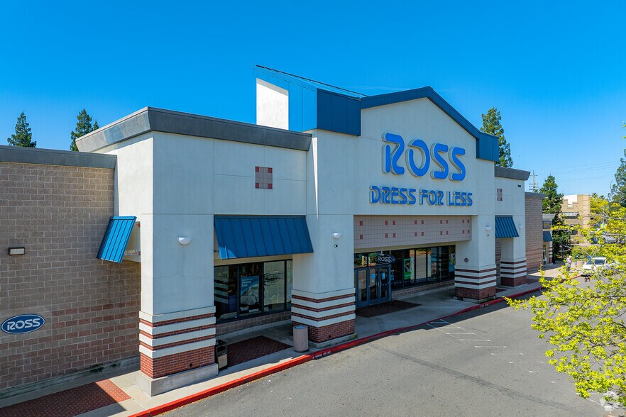 Primary Photo Of 7342-7350 Greenback Ln, Citrus Heights General Retail For Lease