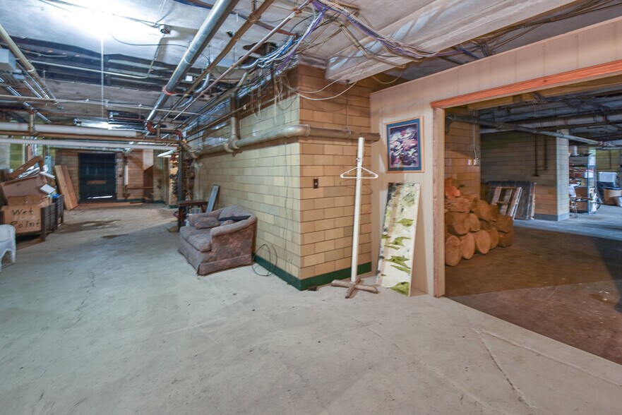 More Photos Of 4403 St Clair Ave, Cleveland Coworking Space