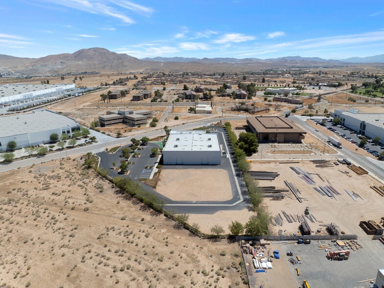 More Photos Of 18350 George Blvd, Victorville Warehouse For Lease