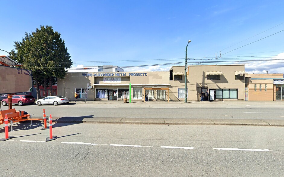 More Photos Of 1661 E Hastings St, Vancouver Warehouse For Lease