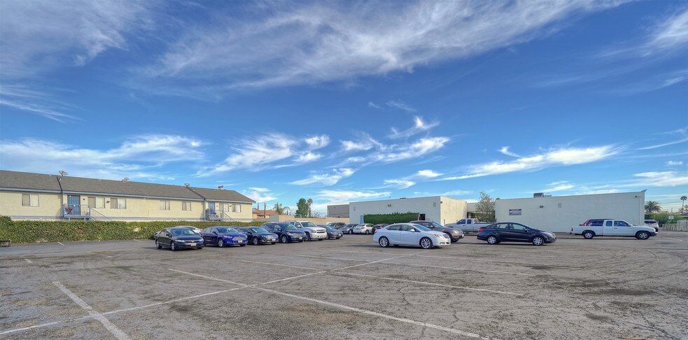 More Photos Of 215 N State College Blvd, Anaheim Medical For Lease