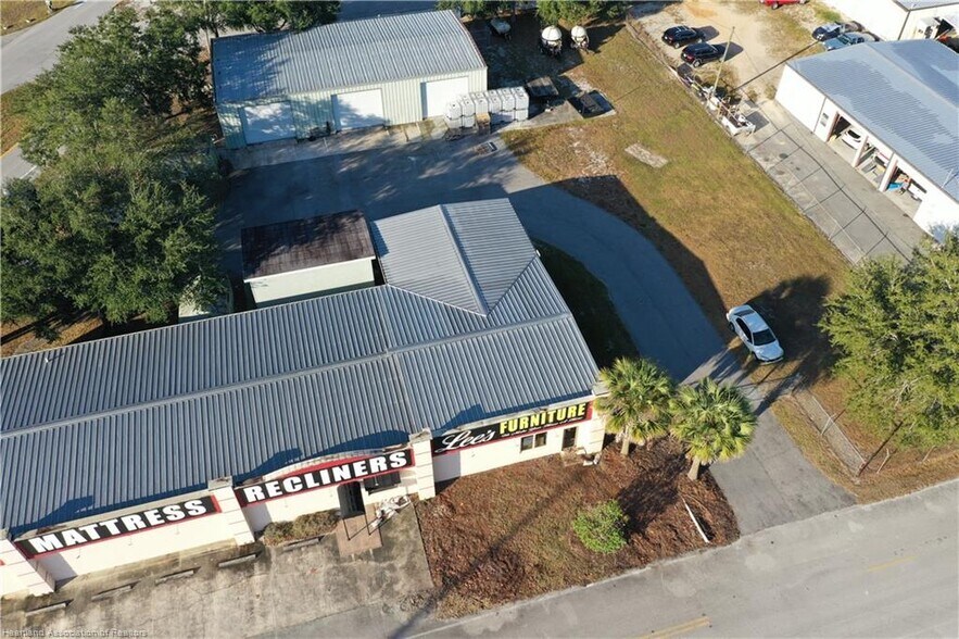 More Photos Of 32379 Broadway St, Sebring Storefront For Sale