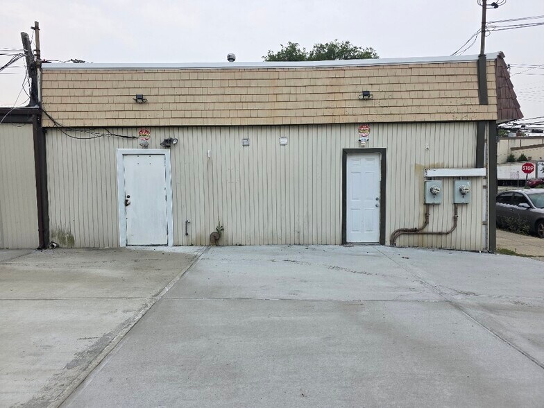 More Photos Of 983-985 church street, Baldwin Storefront For Lease