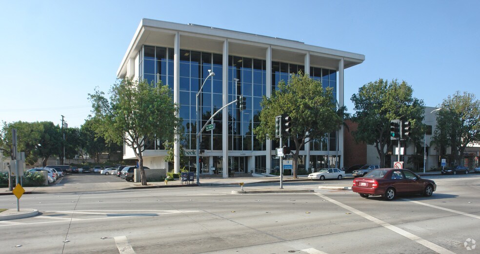 Primary Photo Of 1499 Huntington Dr, South Pasadena Office For Lease