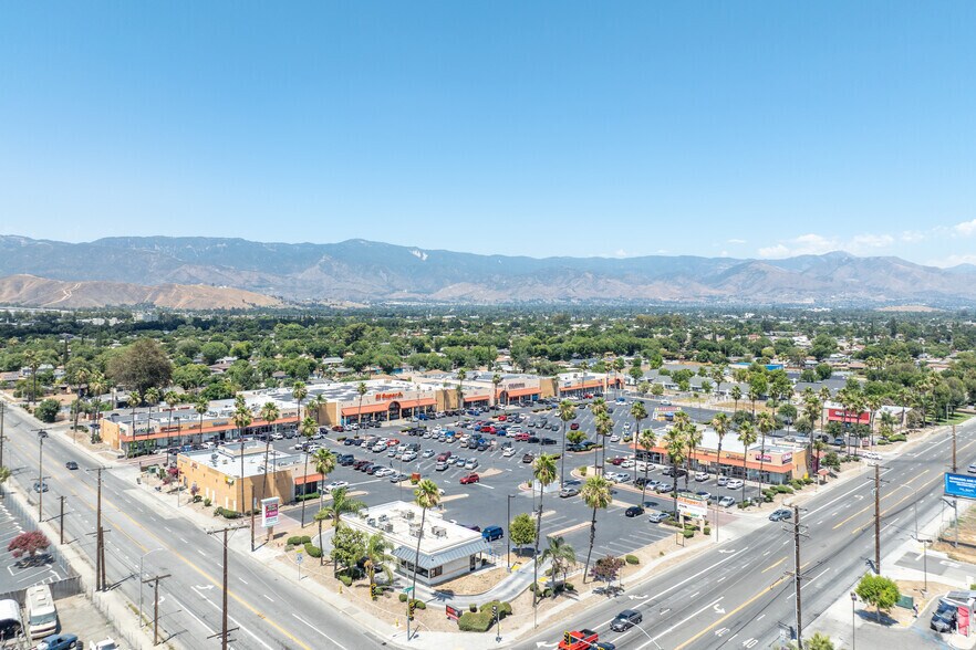 More Photos Of 1558-1584 W Baseline St, San Bernardino Storefront For Lease