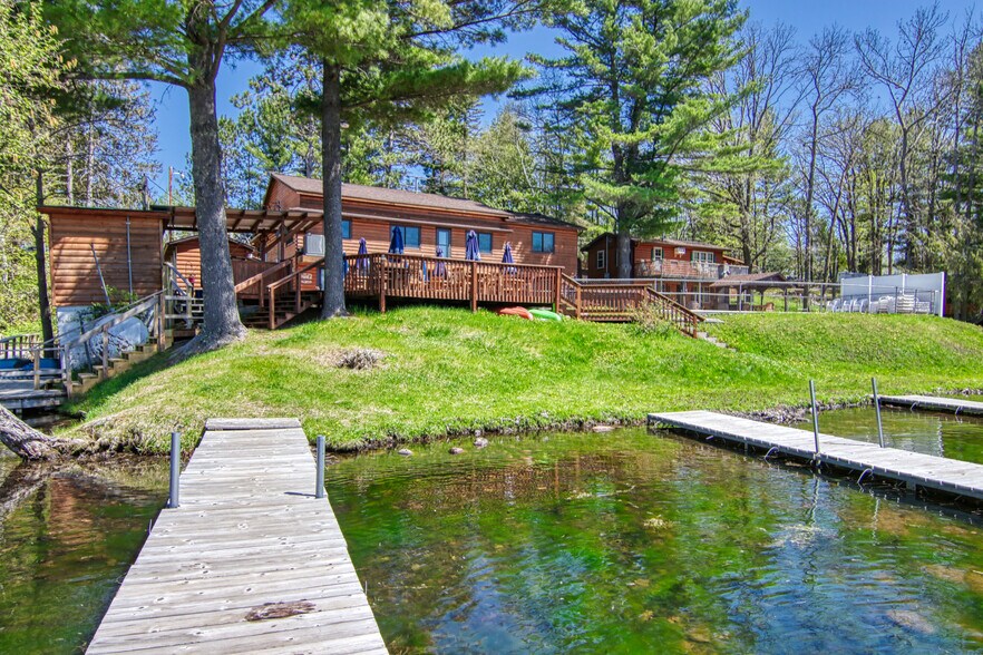 More Photos Of 1085 N County Highway F Unit 26, Birchwood Restaurant For Sale