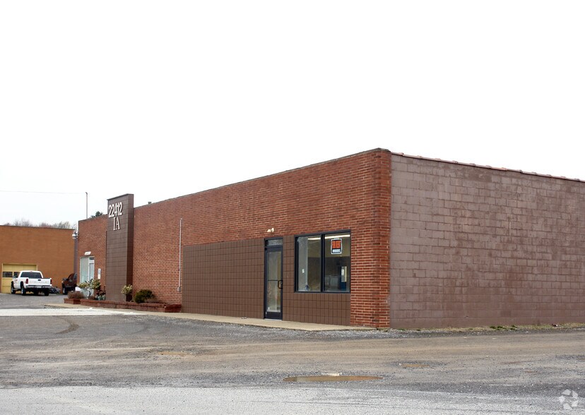 Primary Photo Of 22412 Perry Hwy, Zelienople Unknown For Lease