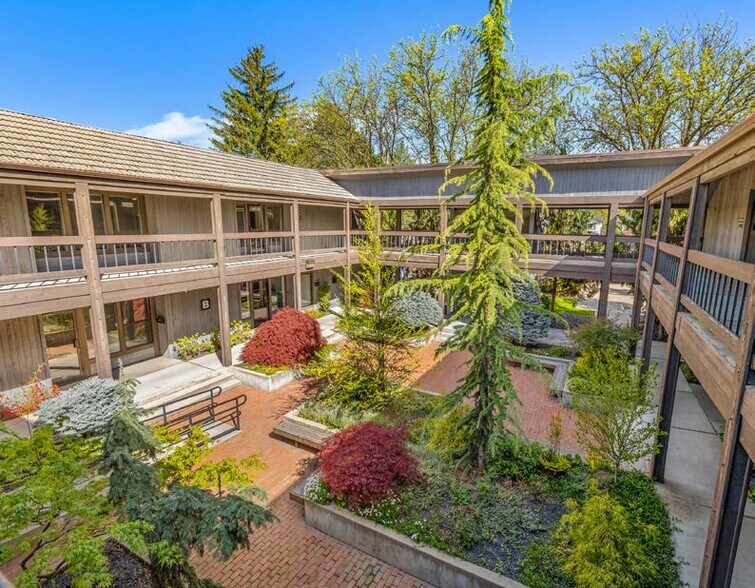 More Photos Of 4477 W Emerald St, Boise Office For Sale