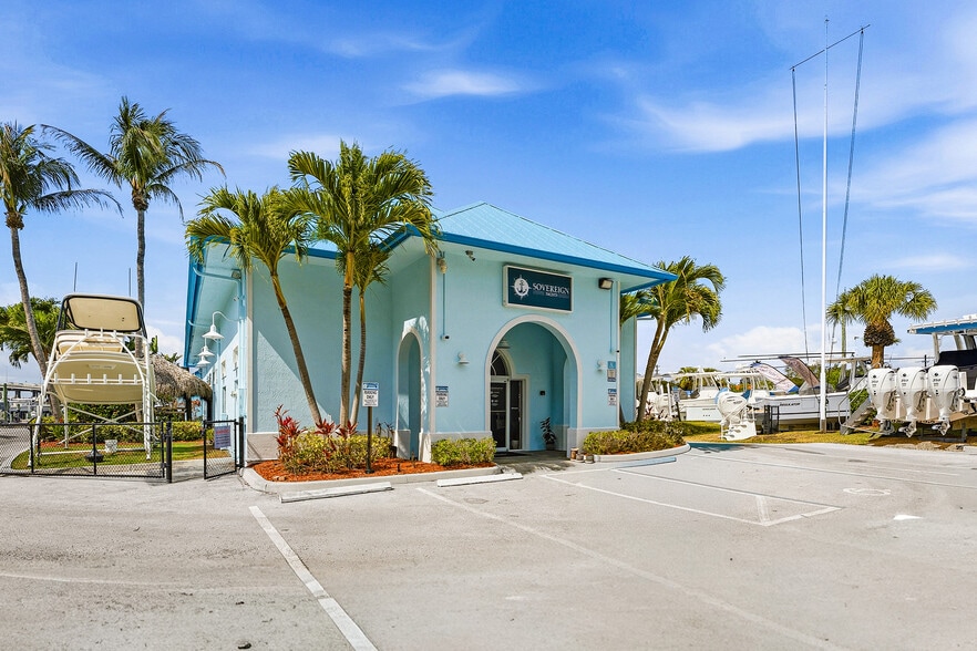 More Photos Of 250-300 SW Monterey Rd, Stuart Freestanding For Sale