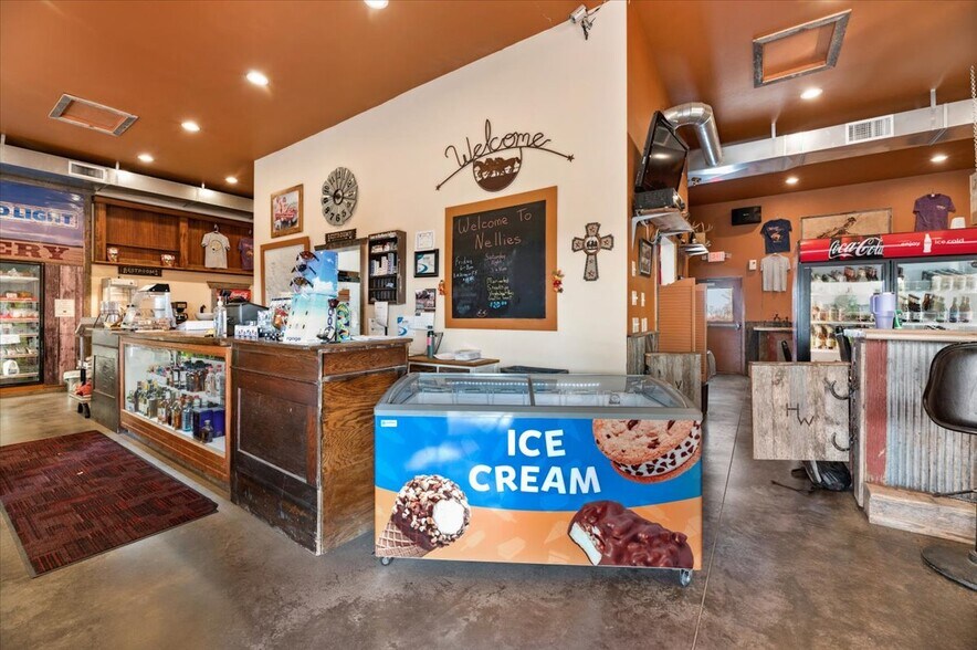 More Photos Of 17500 Hwy 34, Enning Storefront For Sale