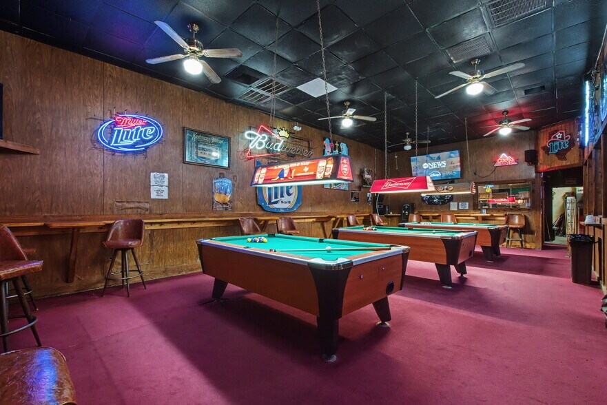 More Photos Of 15615 E State Highway 29, Buchanan Dam Restaurant For Sale