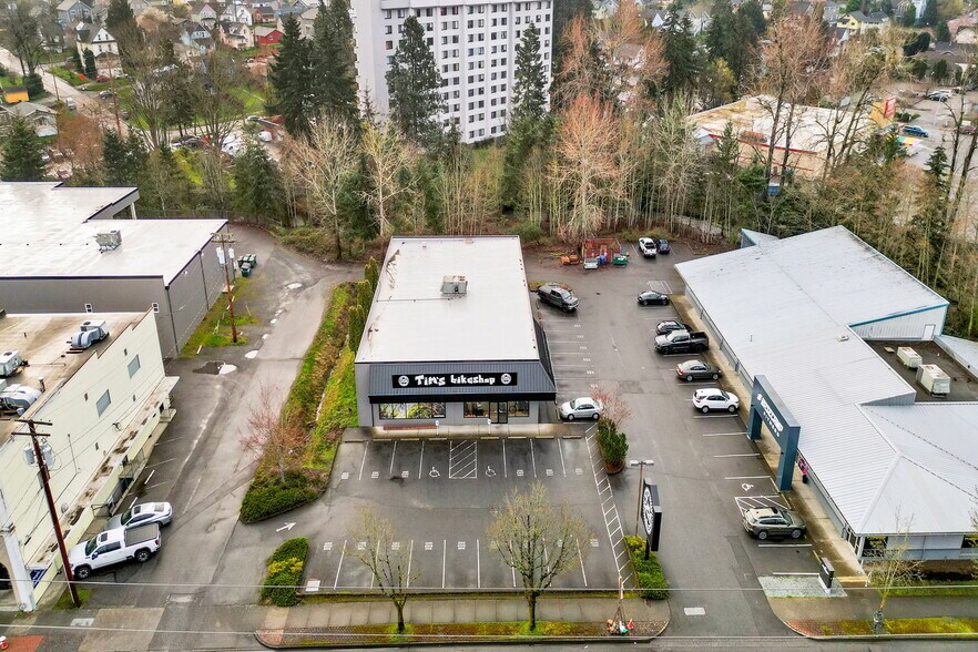 More Photos Of 1622 N State St, Bellingham Freestanding For Sale