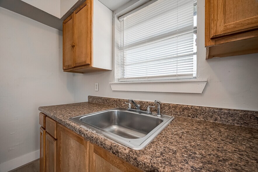 More Photos Of 8814 Manus St, Houston Apartments For Sale