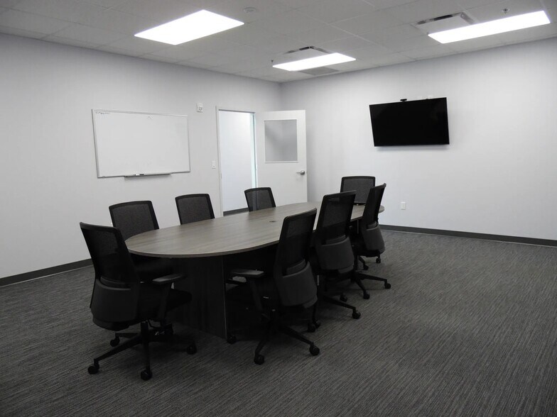 More Photos Of 252 Plemmons Rd, Duncan Unknown For Lease