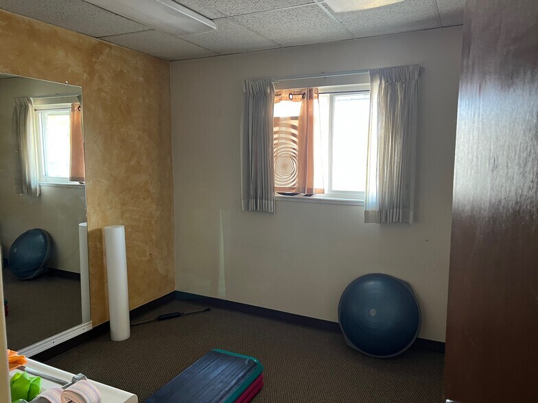 More Photos Of 12001 W 63rd Pl, Arvada Medical For Sale