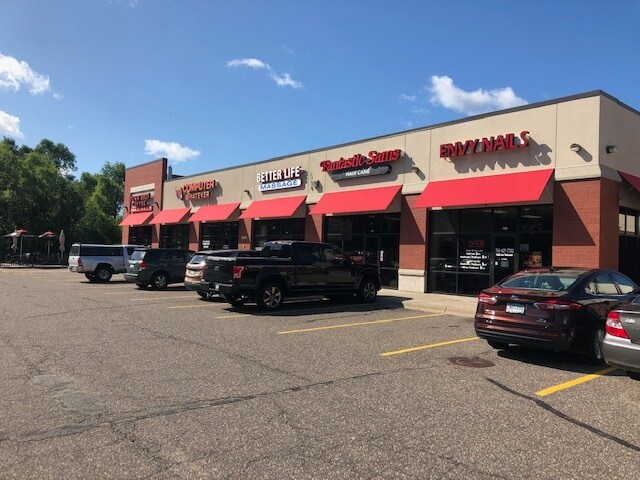 More Photos Of 440 Bunker Lake Blvd, Ramsey Storefront Retail Office For Lease