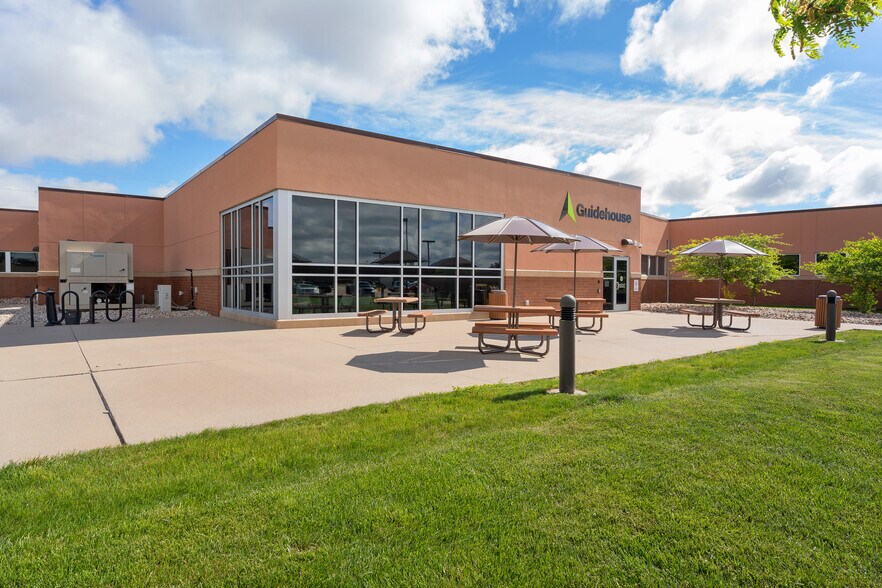 More Photos Of 1012 Princeton St, Vermillion Office For Sale