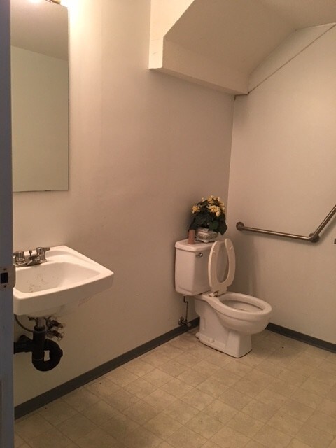 More Photos Of 9010 Oak St, Vancouver Warehouse For Sale