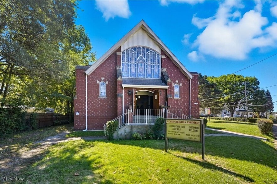 Primary Photo Of 742 Johnston St, Akron Religious Facility For Sale