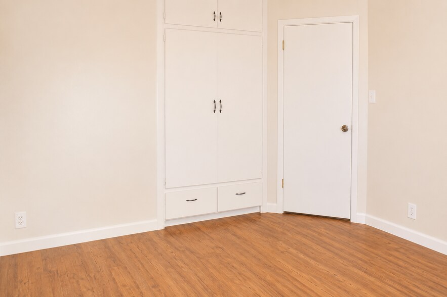 More Photos Of 615 Olive St, Bakersfield Multifamily For Sale