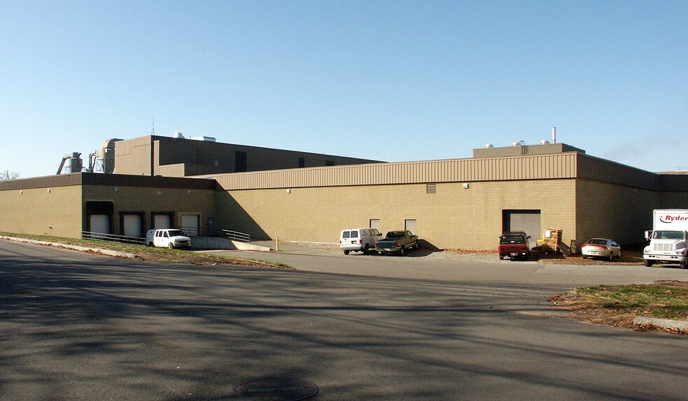 More Photos Of 200 Ward Hill Ave, Haverhill Research And Development For Lease