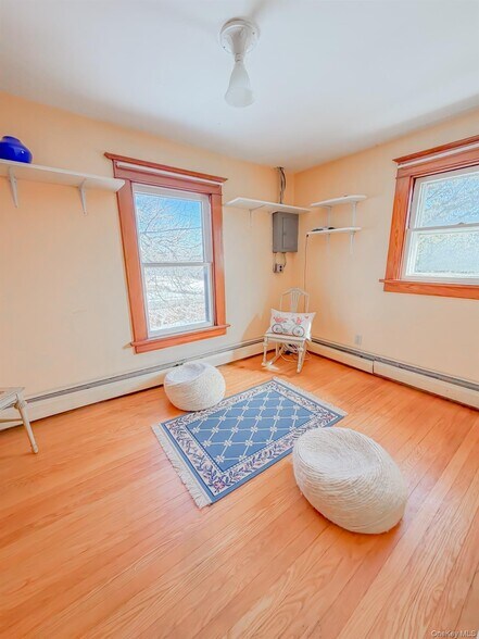 More Photos Of 8874 US Route 9W, Athens Office Residential For Sale