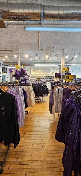 More Photos Of 1805-1815 Central St, Evanston Storefront Retail Residential For Lease