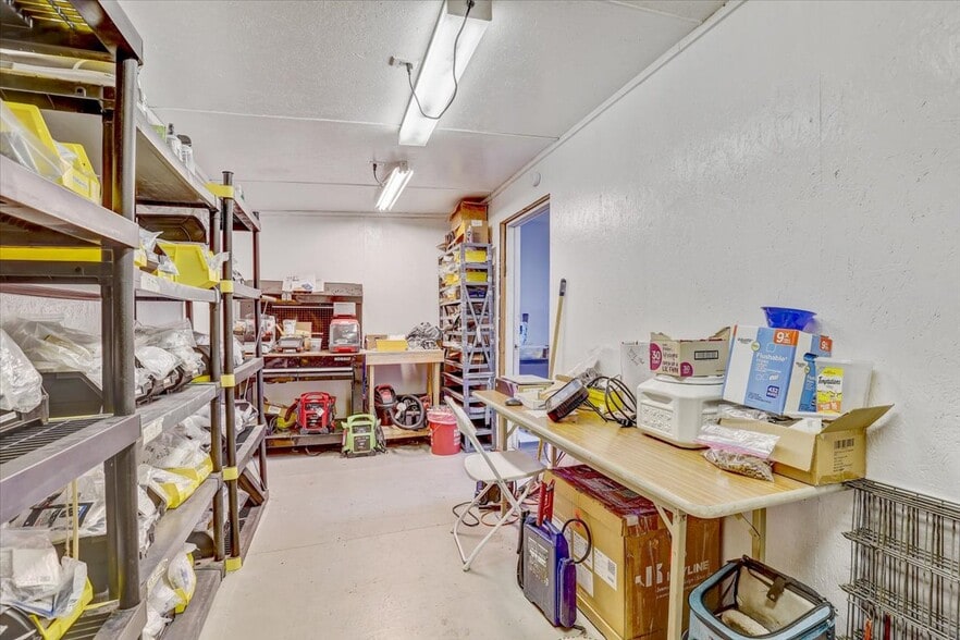 More Photos Of 11309 E US Highway 92, Seffner Flex For Sale