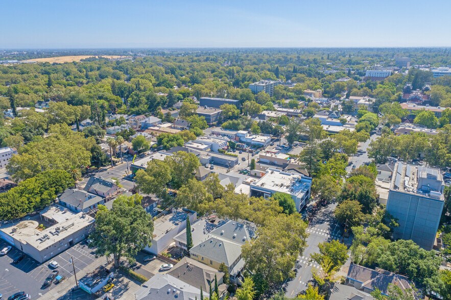 More Photos Of 1016 23rd St, Sacramento Office Residential For Sale
