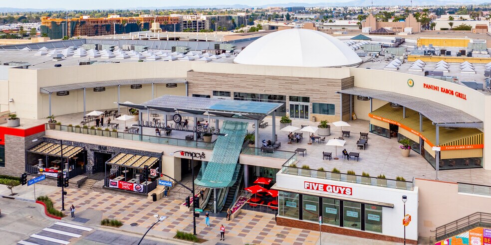 Primary Photo Of 111-245 E Magnolia Blvd, Burbank Unknown For Lease