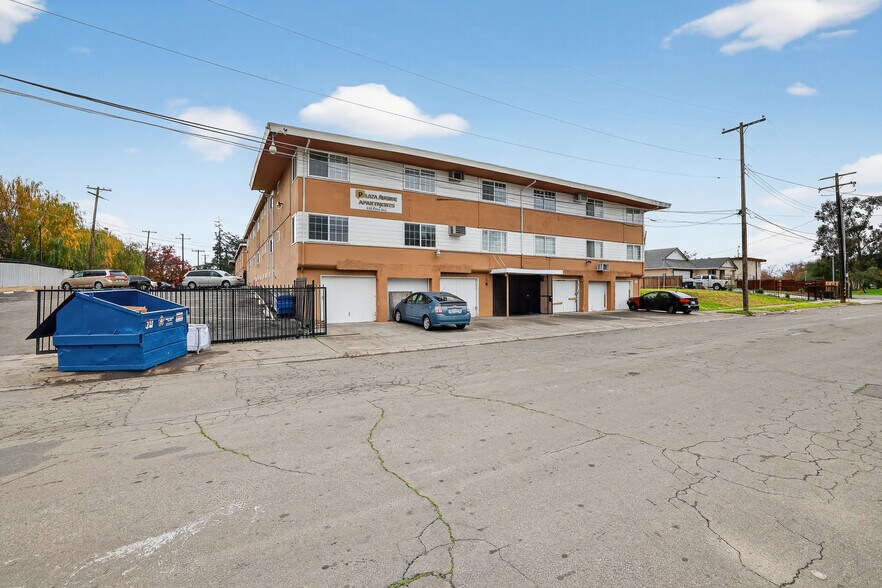 More Photos Of 618-631 Plaza Ave, Sacramento Apartments For Sale