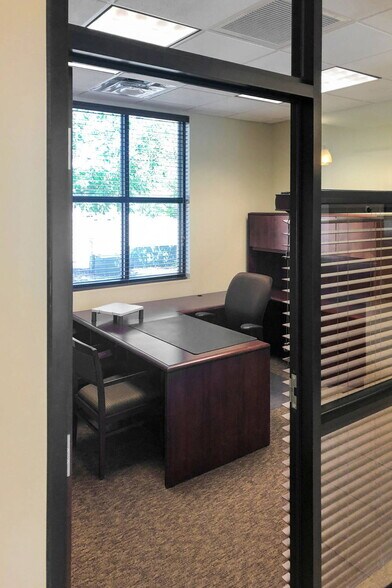 More Photos Of 291 E Hwy CC, Nixa Bank For Lease