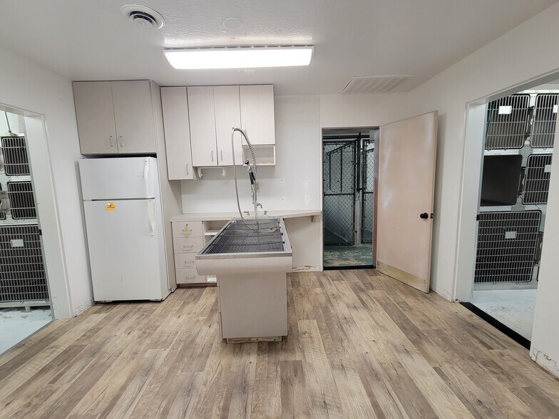 More Photos Of 1055 Grass Valley Hwy, Auburn Medical For Lease