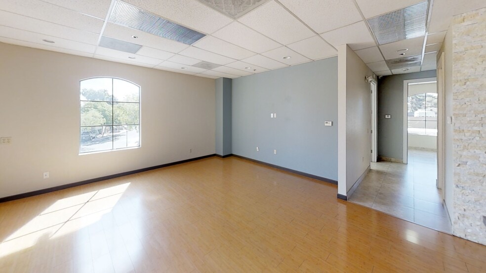 More Photos Of 4450 S Rural Rd, Tempe Office For Sale