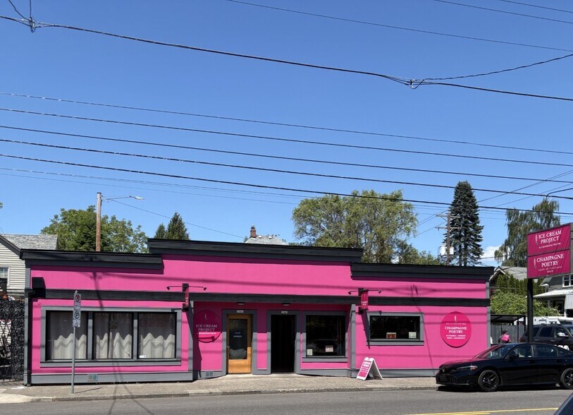 More Photos Of 3341-3343 SE Hawthorne Blvd, Portland Freestanding For Sale