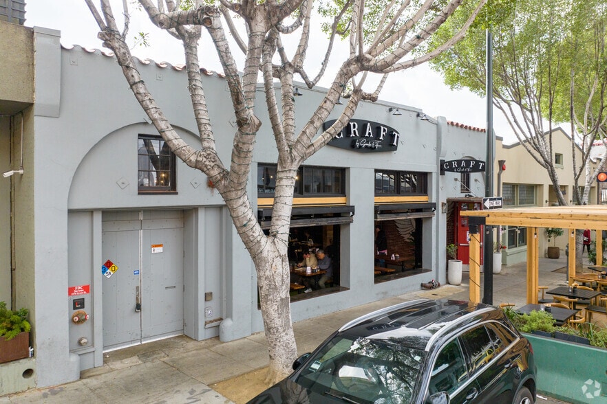 Primary Photo Of 30 W Green St, Pasadena Storefront For Lease