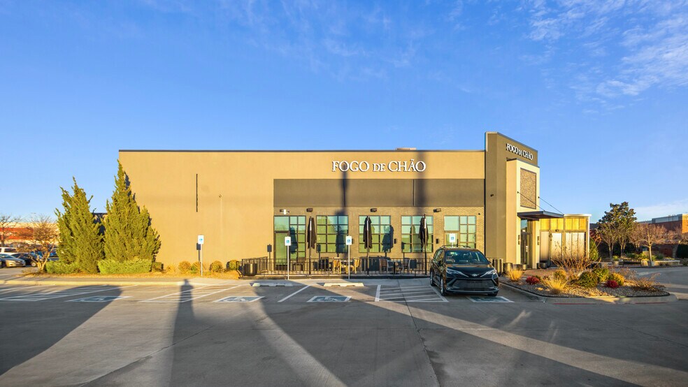 More Photos Of 13810 N Pennsylvania Ave, Oklahoma City Restaurant For Sale